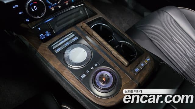 Genesis Electrified G80 2021 — Şəkil 9/20