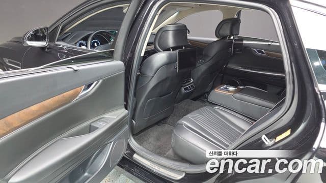 Genesis Electrified G80 2021 — Şəkil 13/20