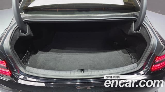 Genesis Electrified G80 2021 — Şəkil 18/20