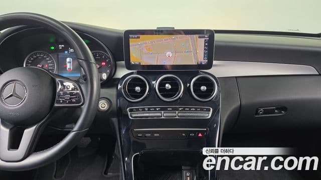 Mercedes-Benz C-Class 2019 — Şəkil 14/20