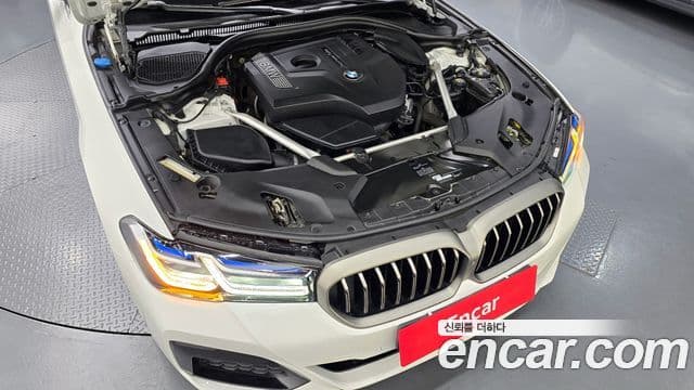 BMW 5 Series 2018 — Şəkil 6/20
