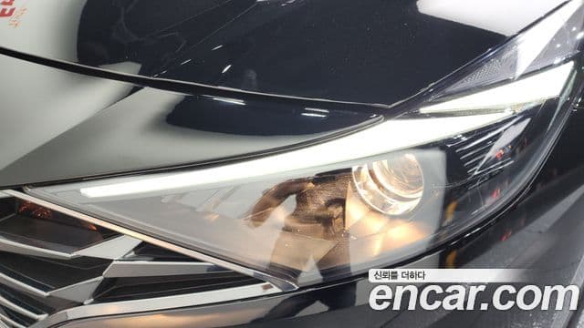 Hyundai The New Avante Hybrid 2022 — Şəkil 7/30