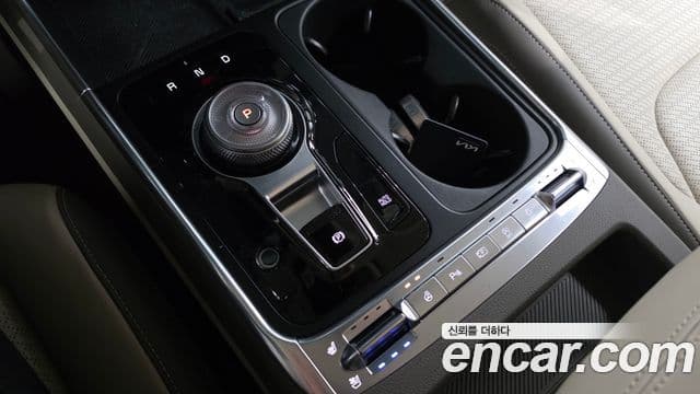 Kia Carnival 2025 — Фото 9/20