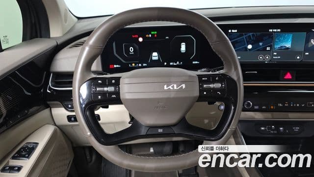 Kia Carnival 2025 — Фото 13/20