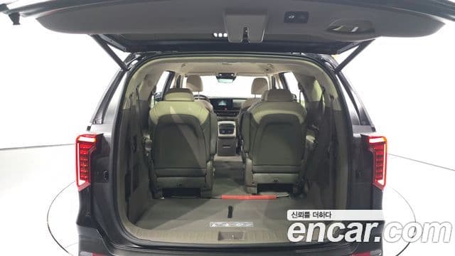Kia Carnival 2025 — Фото 20/20