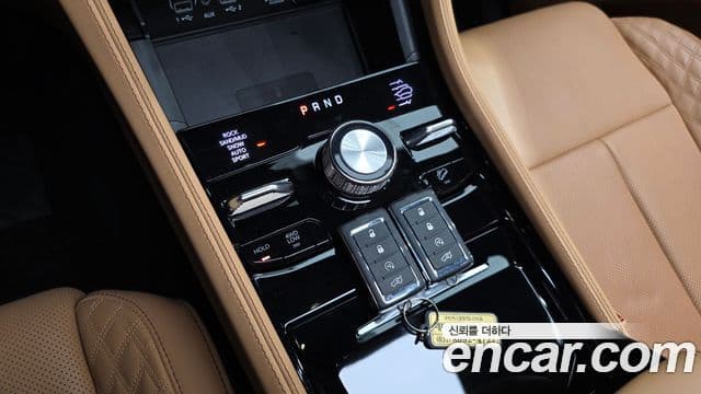 Jeep Grand Cherokee 2023 — ფოტო 9/20