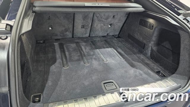 BMW X6 2025 — Photo 18/30