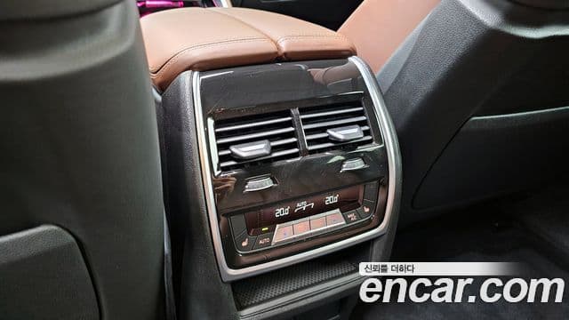 BMW X6 2025 — Photo 29/30
