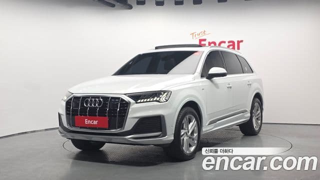 Audi Q7 2021 — Şəkil 10/20