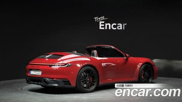 Porsche 911 2022 — Şəkil 2/20