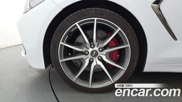 Genesis G70 2018 — ფოტო 5/20