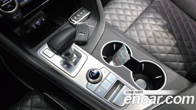 Genesis G70 2018 — ფოტო 9/20