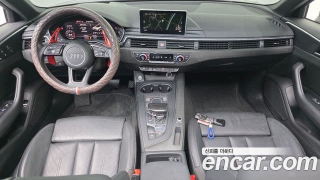 Audi A4 2019 — ფოტო 7/20