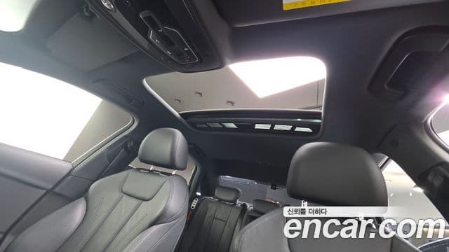 Audi A4 2019 — ფოტო 12/20