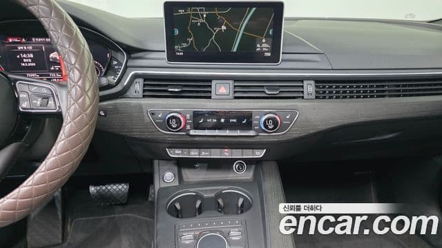 Audi A4 2019 — ფოტო 16/20