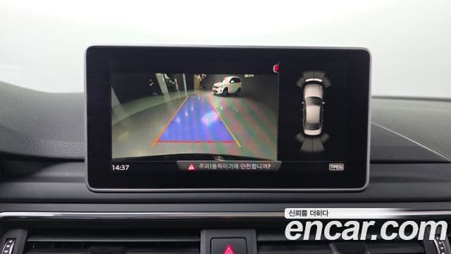 Audi A4 2019 — ფოტო 17/20