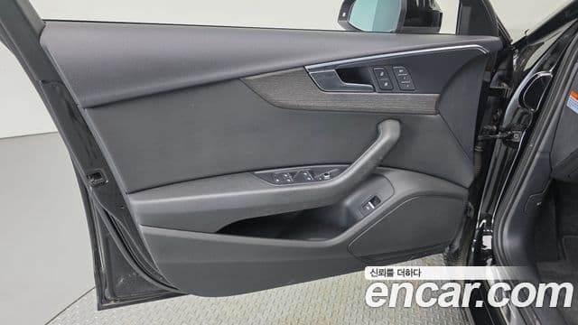 Audi A4 2019 — Şəkil 21/29