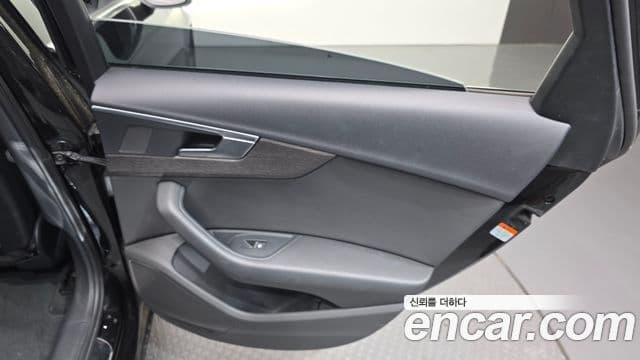 Audi A4 2019 — Şəkil 14/29