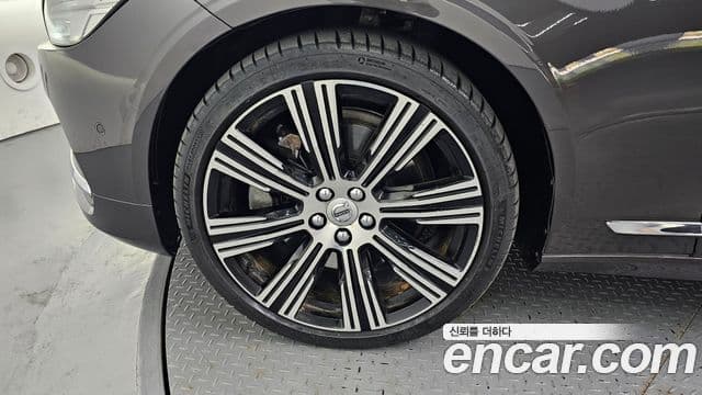 Volvo S90 2022 — Şəkil 5/20