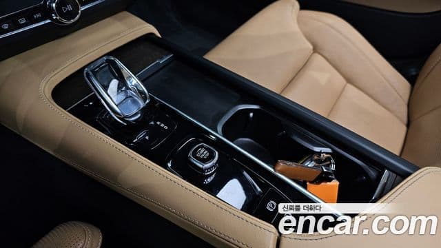 Volvo S90 2022 — Şəkil 9/20