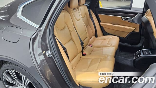Volvo S90 2022 — Şəkil 11/20