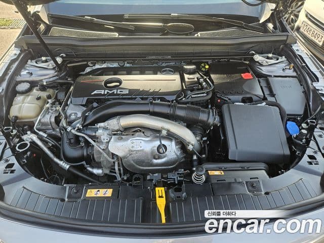 Mercedes-Benz GLB-Class 2022 — Фото 12/20