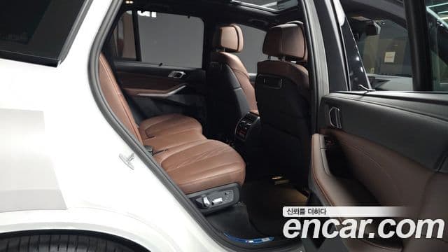 BMW X5 2025 — ფოტო 12/20