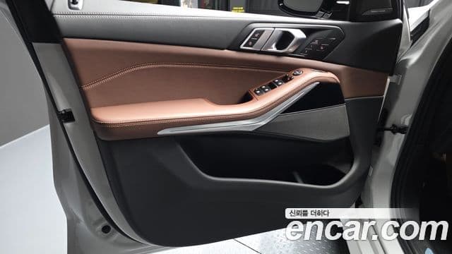 BMW X5 2025 — Photo 30/34