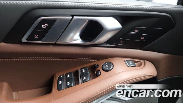 BMW X5 2025 — Photo 9/34