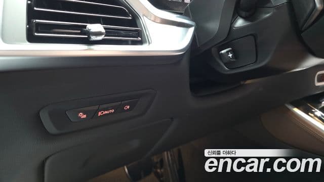 BMW X5 2025 — Photo 34/34