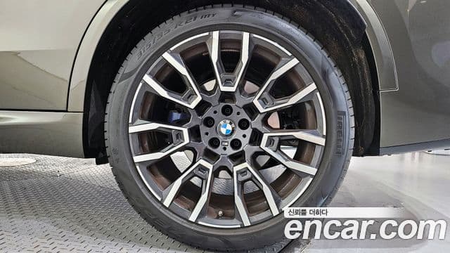BMW X5 2025 — Photo 10/32