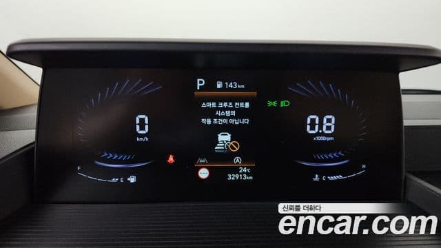 Hyundai Staria 2021 — ფოტო 8/20