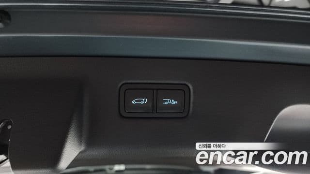 Hyundai Staria 2021 — ფოტო 19/20