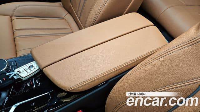 BMW 5 Series 2022 — Фото 17/20