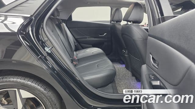 Hyundai Avante 2023 — ფოტო 11/20