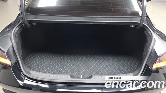 Hyundai Avante 2023 — ფოტო 16/20