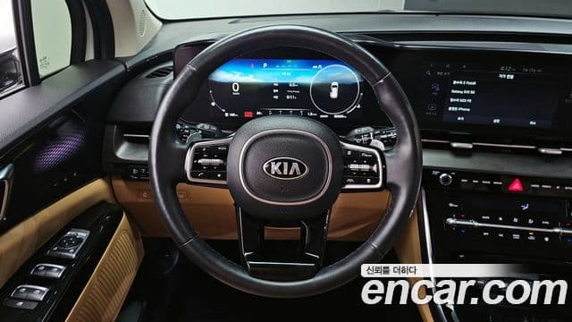 Kia Carnival 2021 — Фото 13/20
