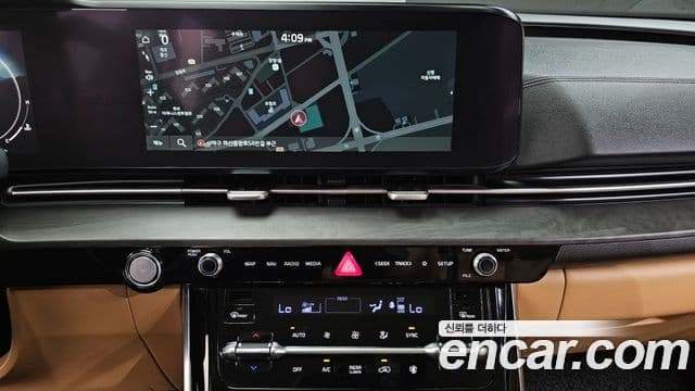 Kia Carnival 2021 — Фото 14/20