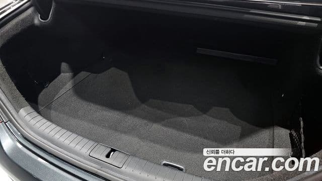Genesis G70 2019 — Photo 2/30