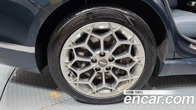 Genesis Electrified G80 2021 — ფოტო 5/20