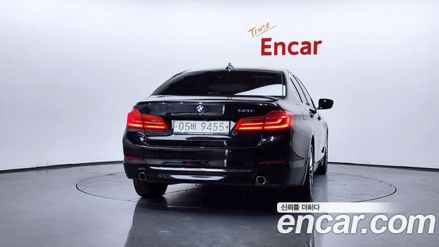 BMW 5 Series 2019 — Şəkil 4/20