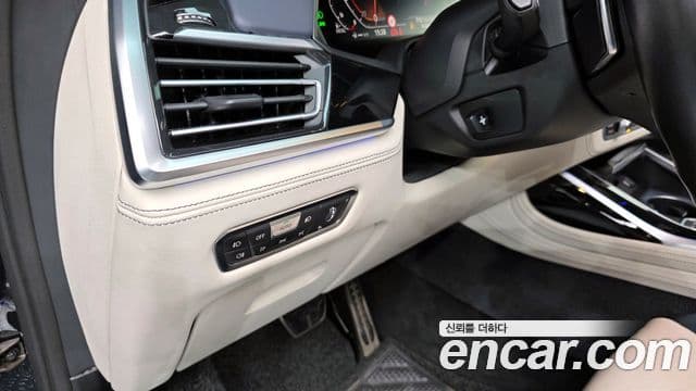 BMW X7 2019 — Photo 5/20