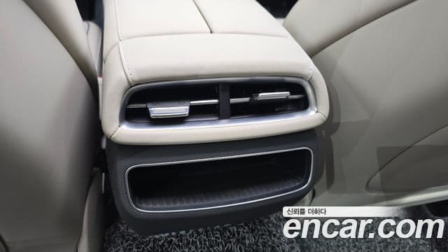 Genesis G80 2022 — Şəkil 18/34