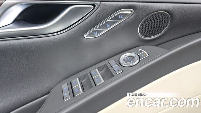 Genesis G80 2022 — Şəkil 29/34