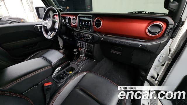 Jeep Wrangler 2019 — Şəkil 7/20