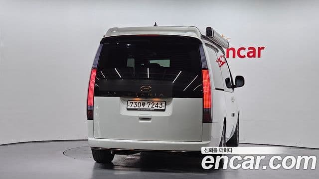 Hyundai Staria 2024 — ფოტო 4/20