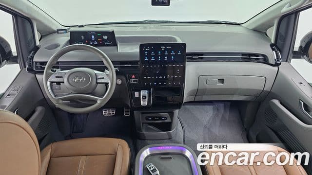 Hyundai Staria 2024 — ფოტო 7/20