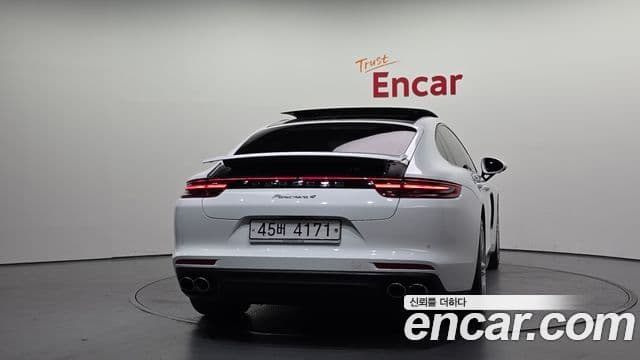 Porsche Panamera 2019 — Şəkil 12/20