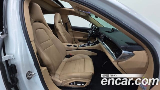 Porsche Panamera 2019 — Şəkil 16/20