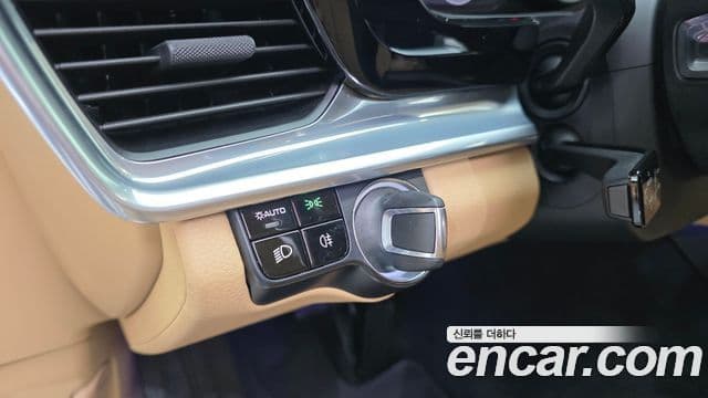 Porsche Panamera 2019 — Şəkil 15/20